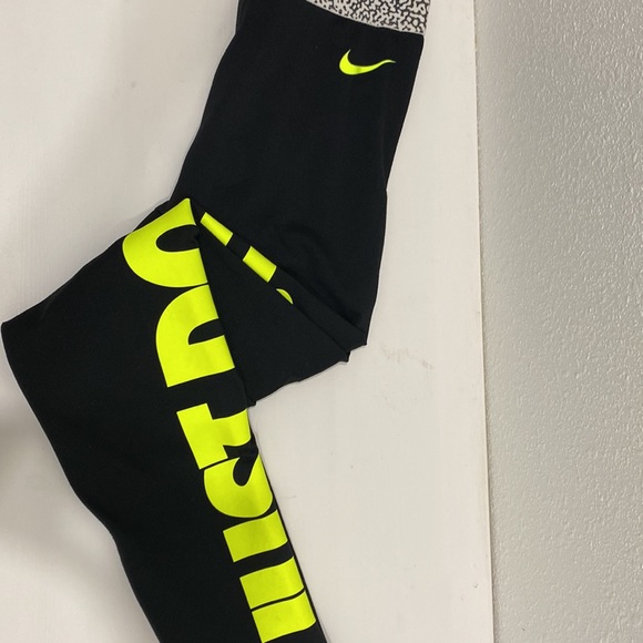 Nike Pro Hyperwarm Tights Mezzo Waistband Compression Black/Volt Women |Size S - Picture 9 of 10
